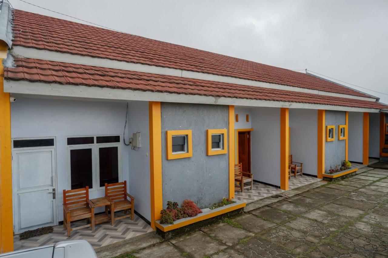 Reddoorz Near Candi Cetho Karanganyar Karanganyar  Exterior foto